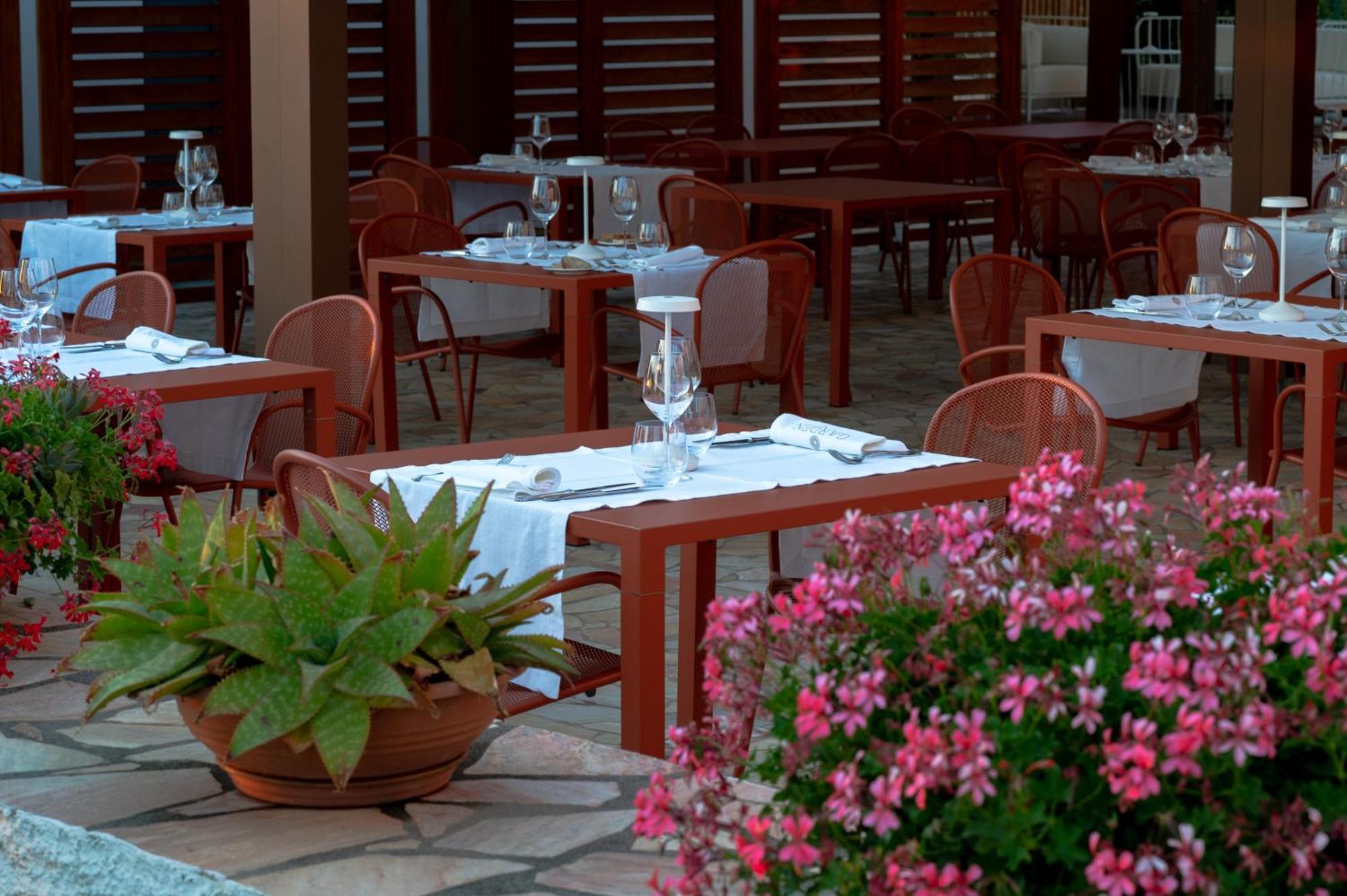 Hotel Garden Прая-а-Маре Екстер'єр фото