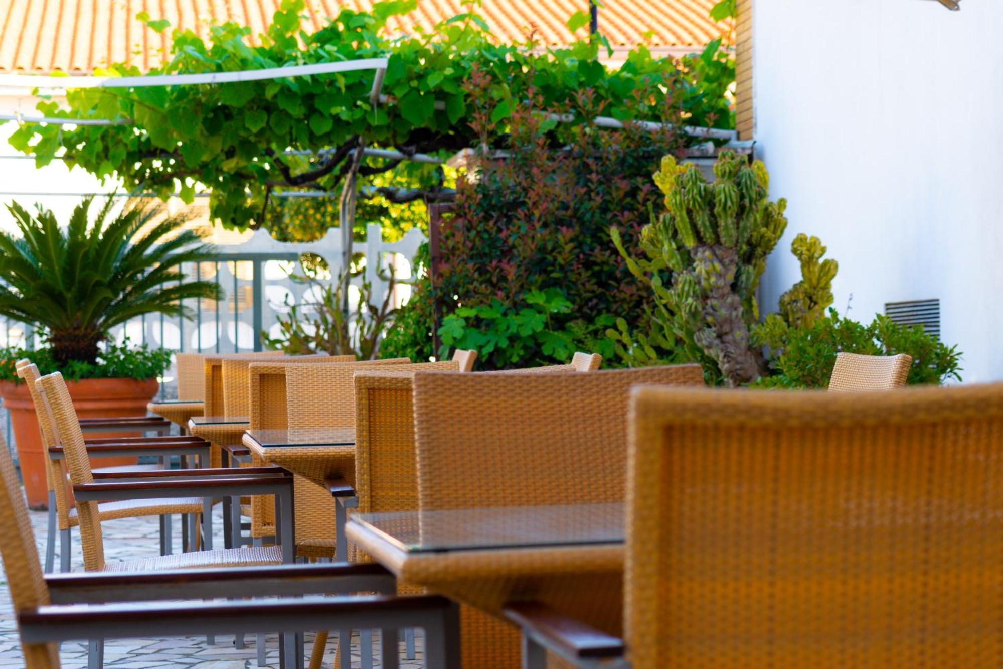 Hotel Garden Прая-а-Маре Екстер'єр фото