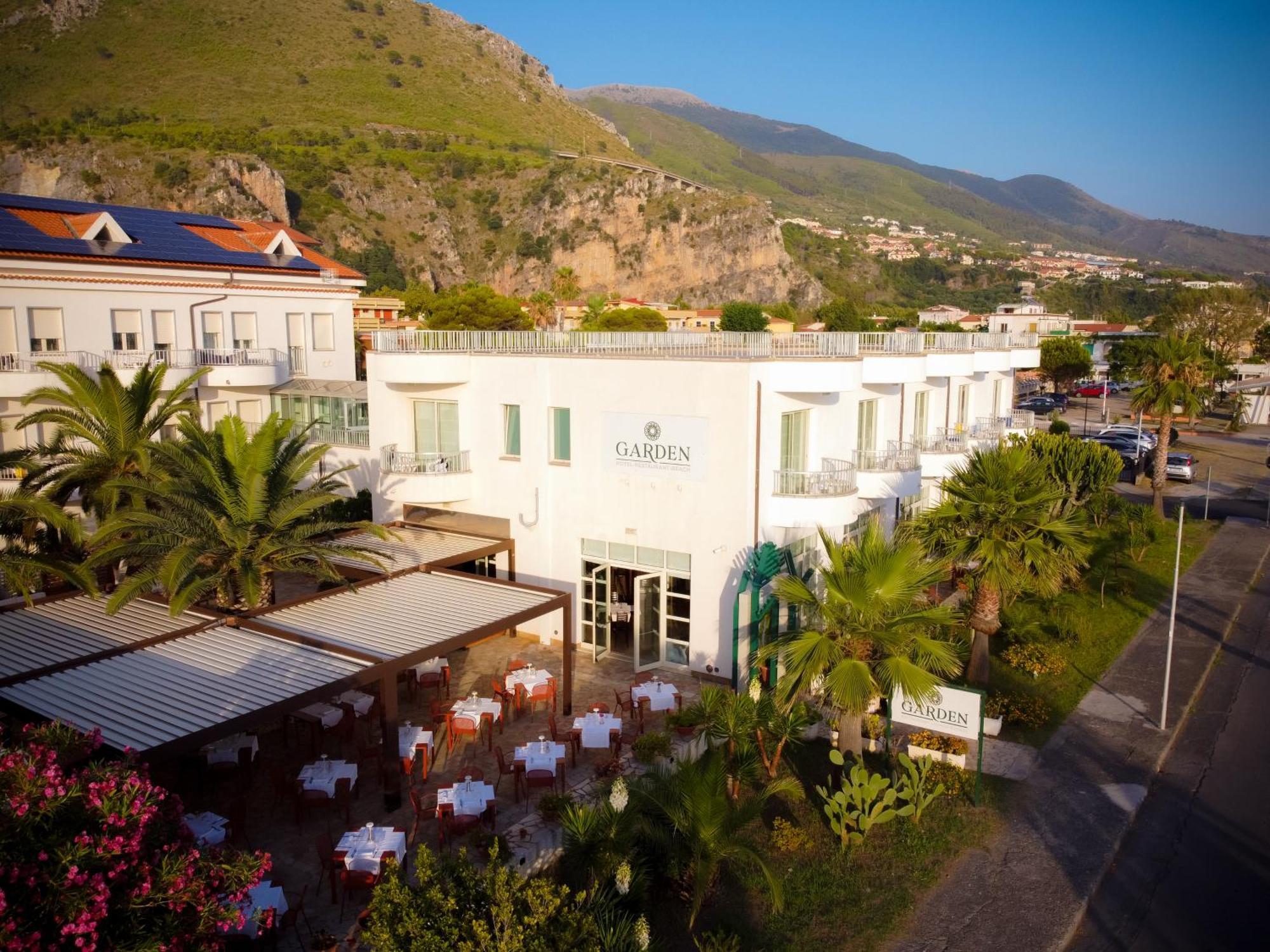 Hotel Garden Прая-а-Маре Екстер'єр фото
